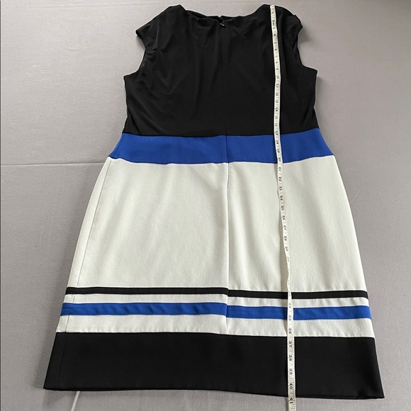 Studio One Colorblock Dress - Picture 7 of 11